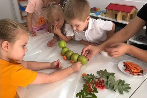 Познавательный мир — младшая группа